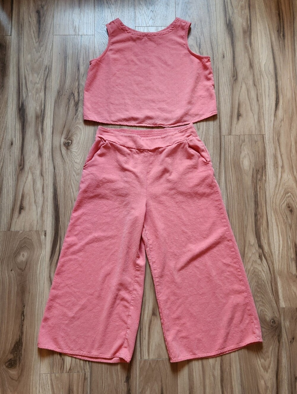 Linen Blend Cropped Tank And Capri Set